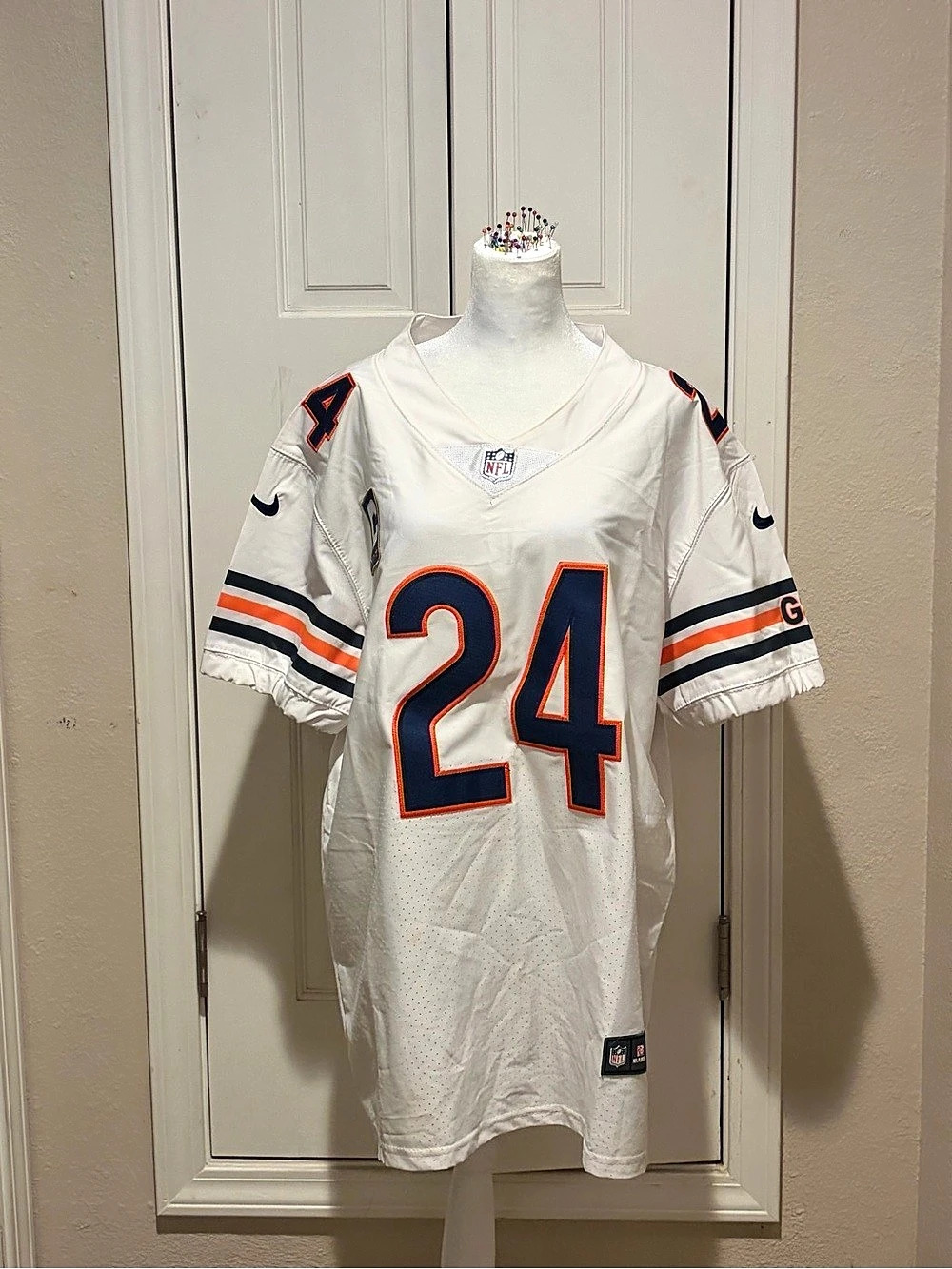 Nike Chicago Bears Jordan Howard Nike Game Jersey White & Orange Size XL